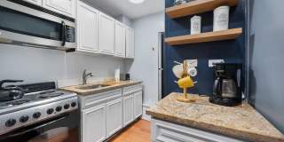 478 9th Ave Gallery 12