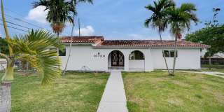 10700 SW 70th St Gallery 1