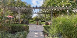 Cherry Knoll Apartments Gallery 12