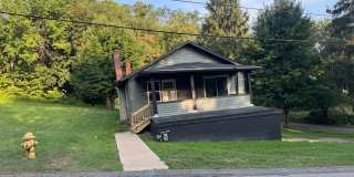 2 Bedroom 1 Bathroom House For Rent Gallery 1