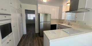 2 Bedroom 2 Bath Cottage Gallery 1