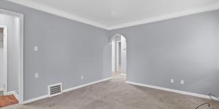 $1200 2 bedroom ranch Gallery 4
