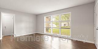 10512 E 60th Terrace Gallery 2