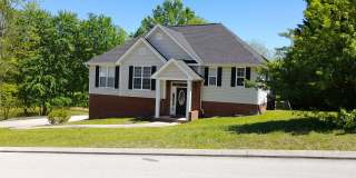 Spacious 4 Bedroom 3 bath in Hamilton on Hunter Subdivision Gallery 1