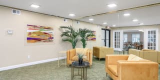 Farmington Oaks Gallery 28