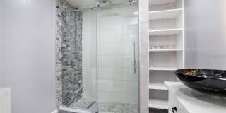 8907 N BOULEVARD Gallery 4