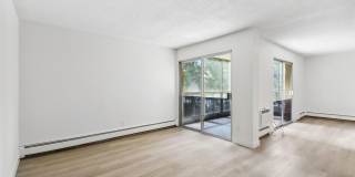(55+) Newly Renovated 2br Condo in the Heather Gardens Community Gallery 13