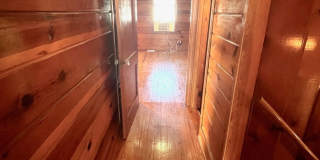 Very Unique 5 Bedroom Home on Large Lot Gallery 48