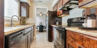 Hunters Pointe Gallery 1