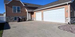 5 Bedroom Home - Stonebridge Farms Gallery 1