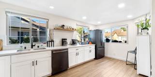 2 BR Townhome in Escondido w/ 2 car garage 2 BR Townhome in Escondido w/ 2 car garage Gallery 6