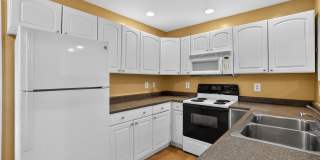 1227 MEIGS Place NE unit: D Gallery 7