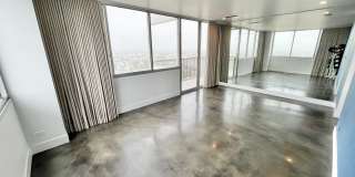Private 16th-Floor Oceanview Residence with Belmont Pier Views Gallery 22