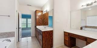 Beautiful 4BR / 3.5BA Home with Garage, Patio & Premium Features Gallery 19