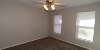 Remodeled Duplex Rent ready! Gallery 13
