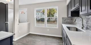 814 SHOWELL Court Gallery 4