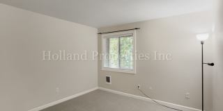 2BR Portland Home | Skylight, Wood Fireplace & Screened Porch 2BR Portland Home | Skylight, Wood Fireplace & Screened Porch Gallery 12