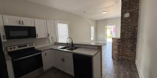 1918 REDELL Street Gallery 10