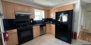 228 Philip Avenue Gallery 7