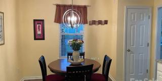 Room in 4 Bedroom Home at Meadowcreek Village Dr Gallery 11
