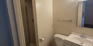 887 Franklin Street Gallery 6