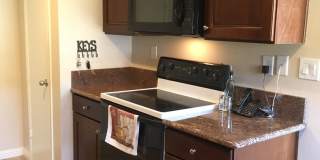 3 Bedroom Condo - End Unit For Lease Gallery 6