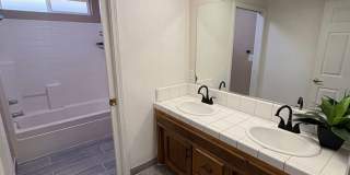 NE Visalia home available now, Section 8 welcomed! Gallery 14