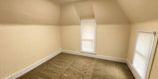 $1300 - 4 bed 1 bath - Single Family Home $1300 - 4 bed 1 bath - Single Family Home Gallery 1