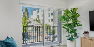 ST Living at 1422 Tamarind | Come Home to Elevated Comfort Gallery 48