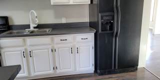 4 bedroom/2 bath home Gallery 5