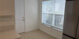 9020 Lake Park Cir N Gallery 9
