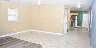 Charming 2-Story, 4 Bd 3 Ba Unit Near Downtown San Diego – 92113 Gallery 5