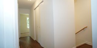 4 Bed/2 1/2 Bath Bus Line Reserved Parking Gallery 9