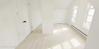 128 S Rebecca Avenue Gallery 17