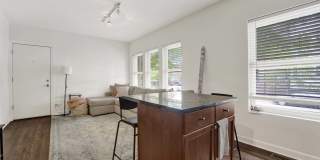 3503 North Racine Avenue Gallery 6