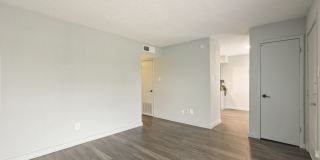 Verde Apartments Gallery 32