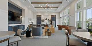 HōM at River Hills Gallery 15