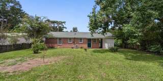 Charming 3-Bedroom Home with Fenced Yard – Convenient Location! Charming 3-Bedroom Home with Fenced Yard – Convenient Location! Gallery 20