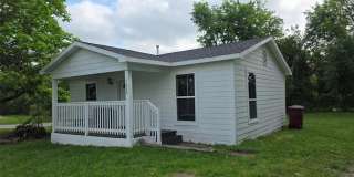 1624 Cedar Street Gallery 1