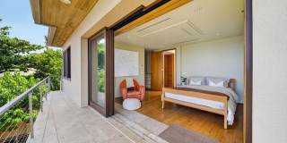 HaleGator: Award-Winning Oceanfront Home w/ Rooftop Lanai & Ocean Views Gallery 25
