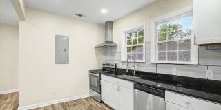 Downtown 2 bedroom Condo Gallery 15