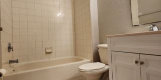 Spacious 3BR Townhome in Gated Portofino Meadows – Prime Location Near Orlando & Disney Gallery 23