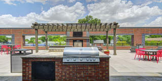 City's End - Fountain Square Apartments Gallery 16