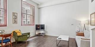 Heinz Lofts Gallery 8