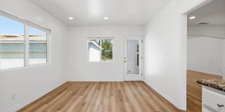 Spacious private backyard! Gallery 14