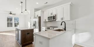 5006 Grayton Alley Gallery 52