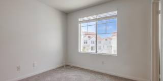 Available Now! Tri-Level 3 Bedroom 3.5 Bath Townhome!! Gallery 41