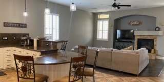 1127 Pinto Horse Avenue Gallery 11