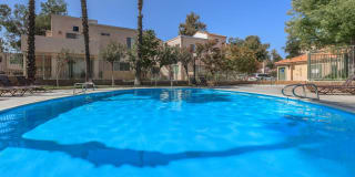 Riverpark apartment homes Gallery 2