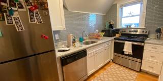 Nice 2 bed in Somerville Gallery 9